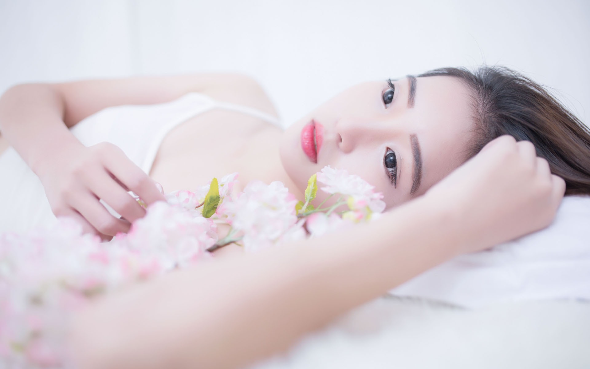 朱棣文：科学进步不是靠与世隔绝的单打独斗